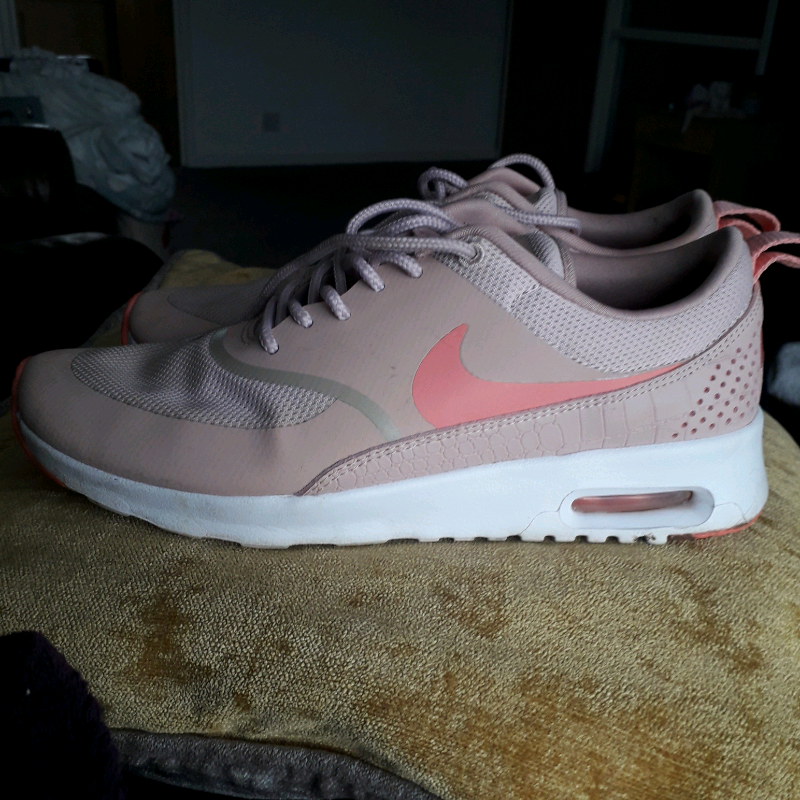 gumtree nike trainers